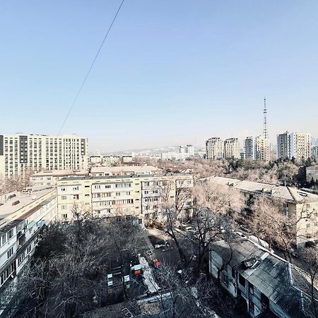 3 Ком Квартира На Абая Сейфуллина Almatı Dış mekan fotoğraf